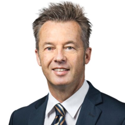 Markus Hefel white